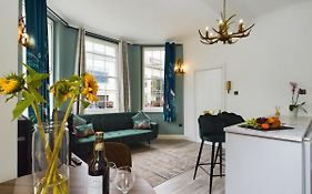 School House Tranquil Wdouble Bed Parking